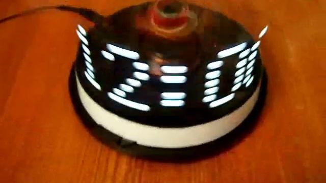 Часы пропеллер своими руками. Вращающиеся часы на ардуино. Часы из оргстекла. Часы electronica. Часы пропеллер.