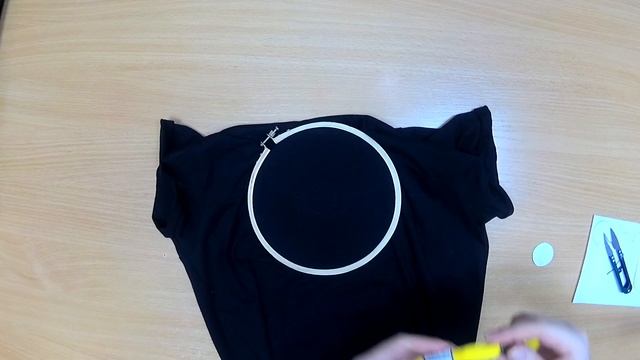 DIY Стильная Ручная Вышивка на Футболке Своими Руками.