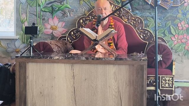 07.10.2023 - Утренняя программа: Вибхаваришеша и ШБ 1.15.21 - Владивосток, храм Нью Джаганнатха Пур смотреть онлайн