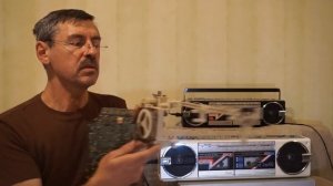 Sharp QT-77. Тонкий и звонкий