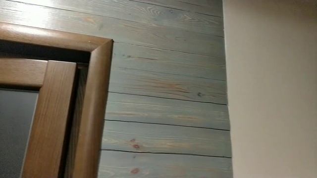 Отделка интерьера квартиры натуральным деревом.Стены из досок для пола.Вариант декора сосновой дос смотреть онлайн