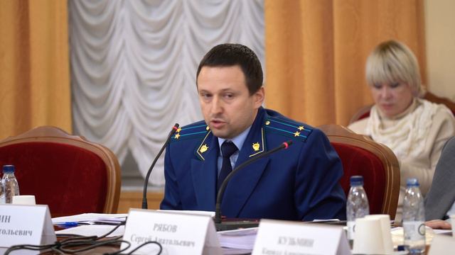 Тырин В.А. Старший прокурор по надзору за соблюдением прав предпринимателей Генпрокуротуры РФ смотреть онлайн