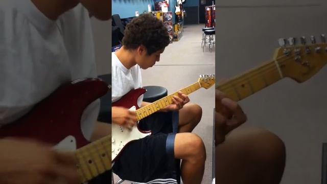 Cee getting his surprise American Fender Stratocaster смотреть онлайн