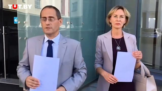 Минск. 2 работника МИДа вышли на страйк. В ответ Макей предложил им написать заявления об увольнени смотреть онлайн