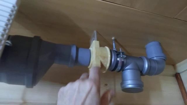 Вытяжка для санузла из подручных средств ?  Extractor hood for the bathroom from improvised means ?