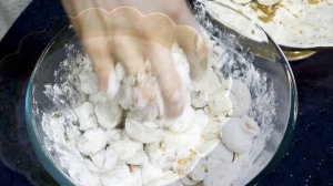 Хрустящие грибы во фритюре вкусный и необычный перекус| Жареные грибы шампиньоны| Новогодняя закуск