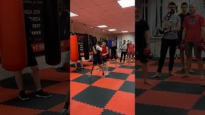 Работа в парах в боксе