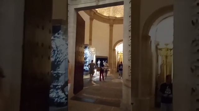 Какие тайны хранит Пальма-де-Майорка. Собор Ла Сеу смотреть онлайн