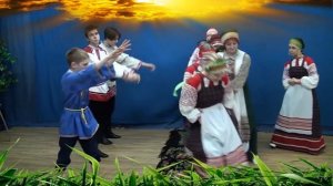 фольклорный коллектив Мангазея Русская народная игра «Ручеёк»