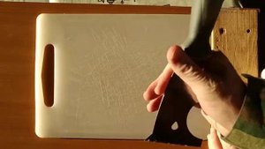 Скребок, рубанок для пластиковых, деревянных и металлических разделочных досок.