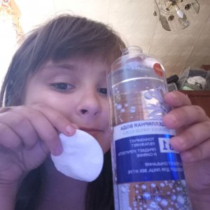 делаем пенку для умывания из мицеллярной воды и тампончиков проверим способ из тик тока