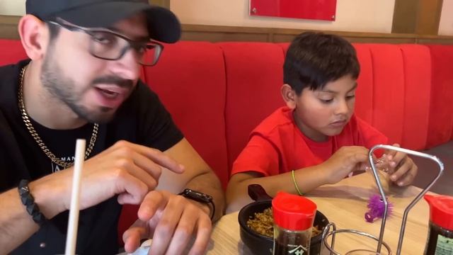 KARIM ENAMORADO | FESTEJAMOS SAN VALENTIN | Family Juega смотреть онлайн