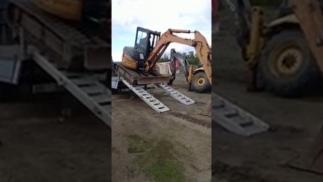Аппарели, сходни для погрузки / разгрузки техники