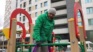 Пробиваем максимум ! Негативные отжимания на брусьях с резиной !