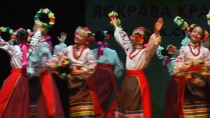 Украинский танец "Веночек" - ансамбль танца "Катюша", средняя группа.
