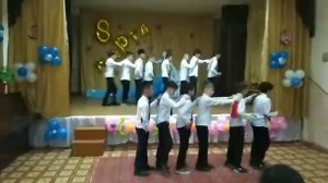 8 марта Супер танец Ташкент 83 шк.5 класс