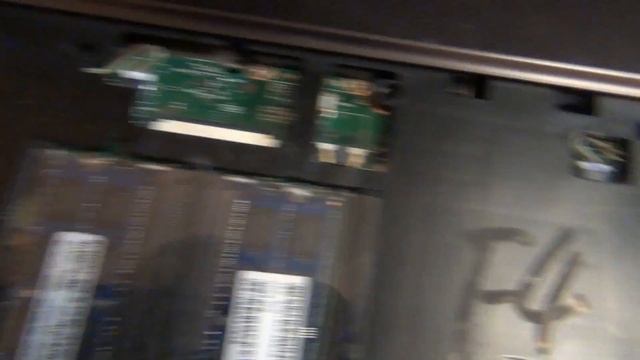 Разборка ноутбука Toshiba Qosmio X875 в америке X870. Чистка от пыли ноутбука.