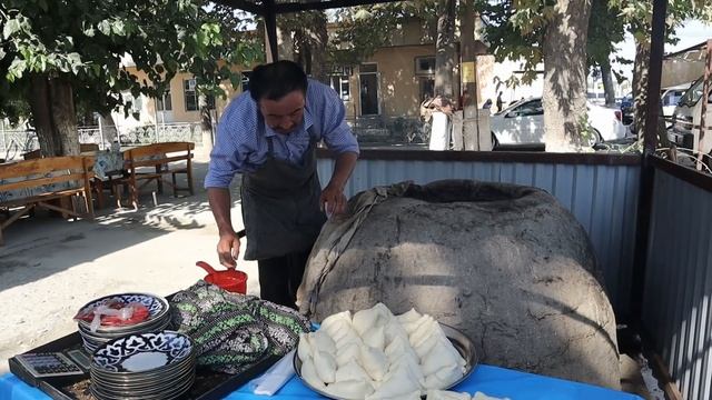 Самаркандская слоеная самса в тандыре и уличная еда | street food of Samarkand смотреть онлайн