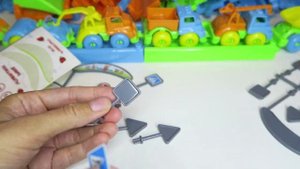 Игровой набор "Автодорога с машинками и дорожными знаками", бренд Knopa