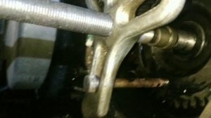 Фронтальный погрузчик (LG TD226) как снять ТНВД не зная меток.