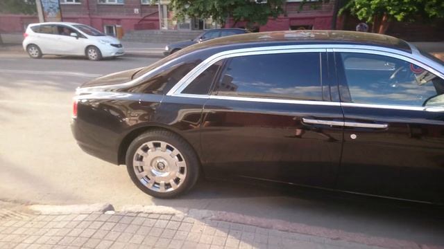 Rolls-Roys Ghost. 4K UltraHD video. Роллс-Ройс Геуст. 4К видео. Красноярск