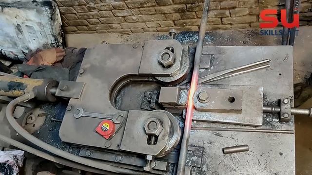 U Bolt Manufacturing Factory with Long Iron Bars | Truck U Bolt Making смотреть онлайн