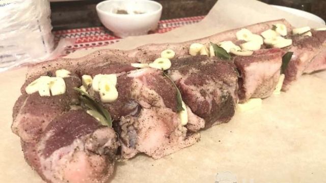 Соленое сало с чесноком