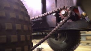 Натяжка цепи на квадробуксе Росомаха 500