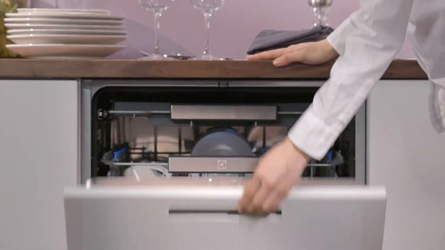 Electrolux ComfortLift nõudepesumasin смотреть онлайн
