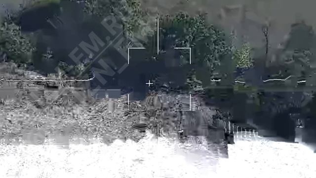 Поражение Ланцетом САУ ВСУ на Купянском напр/Strike at the AFU SPH by Lancet UAV on the Kupyansk dir