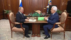 Владимир Путин провел встречу с главой Дагестана Владимиром Васильевым