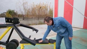 Уличный силовой тренажер жим от груди лежа