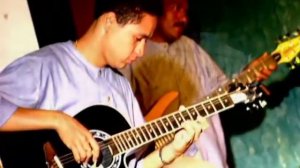 Busca Un Confidente, Los Diablitos - Video Oficial