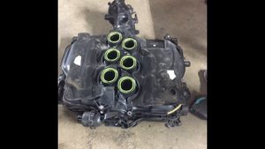 Впускной коллектор верхняя часть Мерседес W166 мотор 276