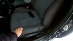 Шкода октавия . Устраняем сверчки по салону