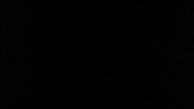 Первое видео на веб камеру. Особо не судите за звук петелек у нас нету, но об этом я думаю. смотреть онлайн