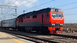 Отправление пассажирского поезда со станции Тамань в сторону Крыма / Departure of a passenger train