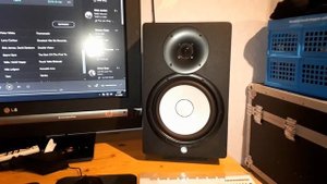 Yamaha HS8 vs. KRK RP8 G3 //Test HS8!!