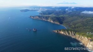 Камчатка 19 - скалы Три брата, мыс Маячный