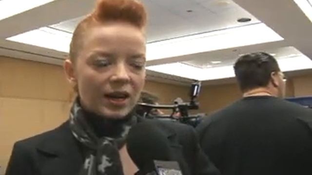 Summer Glau, Shirley Manson and Josh Friedman talk Terminator and more on SidewalksTV.com смотреть онлайн