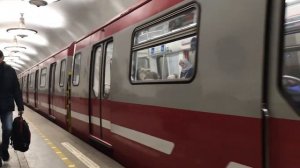 ЮБИЛЕЙНЫЙ НА СТАНЦИИ МЕТРО ПЛОЩАДЬ ВОСТАНИЯ