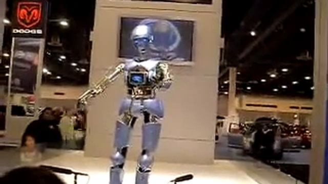 Ford robot hates nissan смотреть онлайн