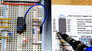 74xx14 74HC14 hex schmitt trigger inverters aka NOT gates integrated circuit IC