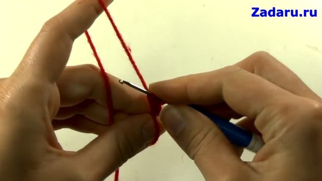 Новогодняя игрушка амигуруми "Амигурушка Рождественский эльф" крючком. Урок 34. Часть 1 Мастер клас смотреть онлайн