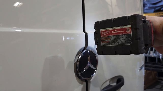 VS30 Sprinter Passenger Cargo Carrier Install смотреть онлайн