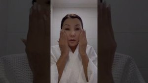 Корейский уход The Fame за кожей лица. Этапы нанесения средств набора Фейм.