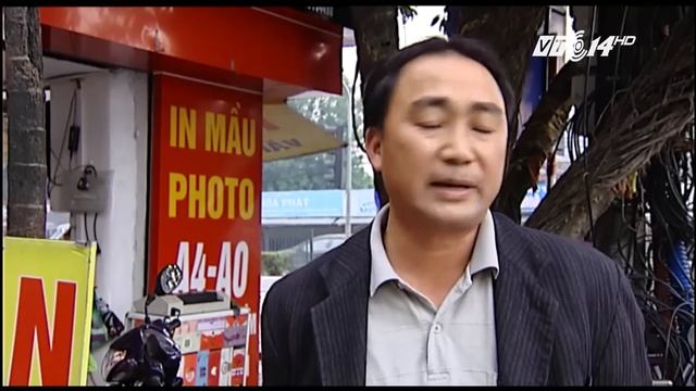 (VTC14)_ Tài xế cố tình đâm và kéo lê CSGT dưới gầm xe смотреть онлайн