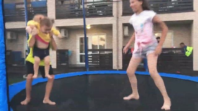 Приморье 2022 + АвтоПутешествие Хабаровск - Крым 2020 (ссылка) смотреть онлайн