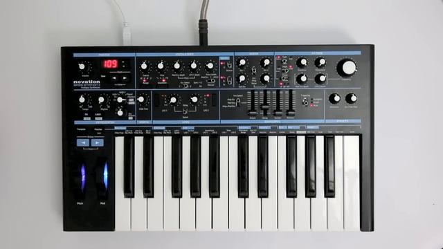 Novation // Bass Station II - Filters смотреть онлайн
