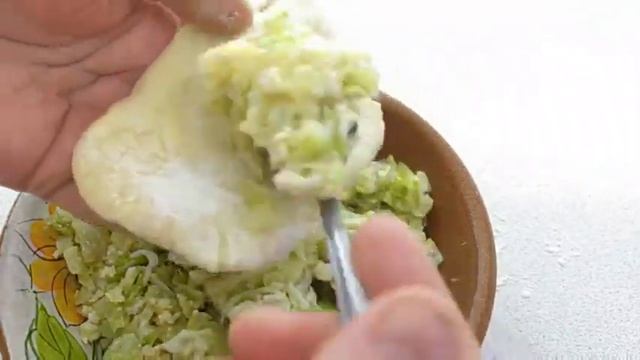 Пирожки с капустой. Быстрое пресное   сдобное тесто.